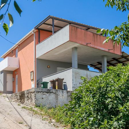 Apartments By The Sea Slatine, Ciovo - 11126 ภายนอก รูปภาพ