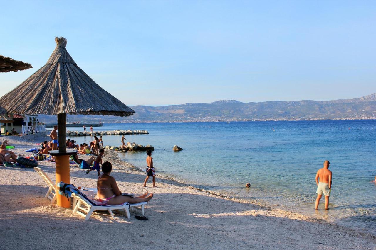 Apartments By The Sea Slatine, Ciovo - 11126 ภายนอก รูปภาพ
