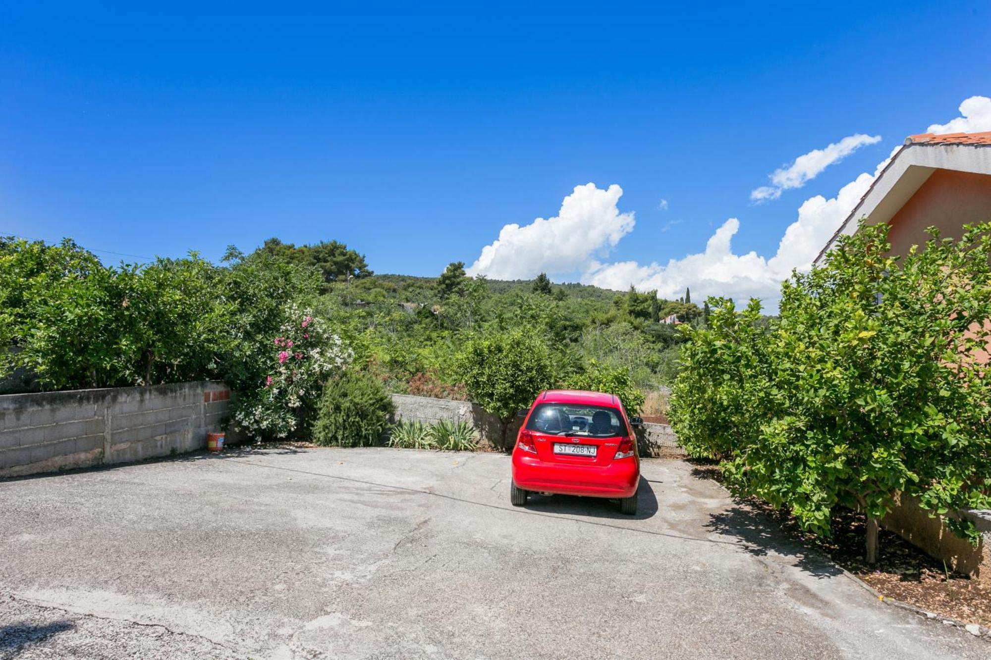 Apartments By The Sea Slatine, Ciovo - 11126 ภายนอก รูปภาพ