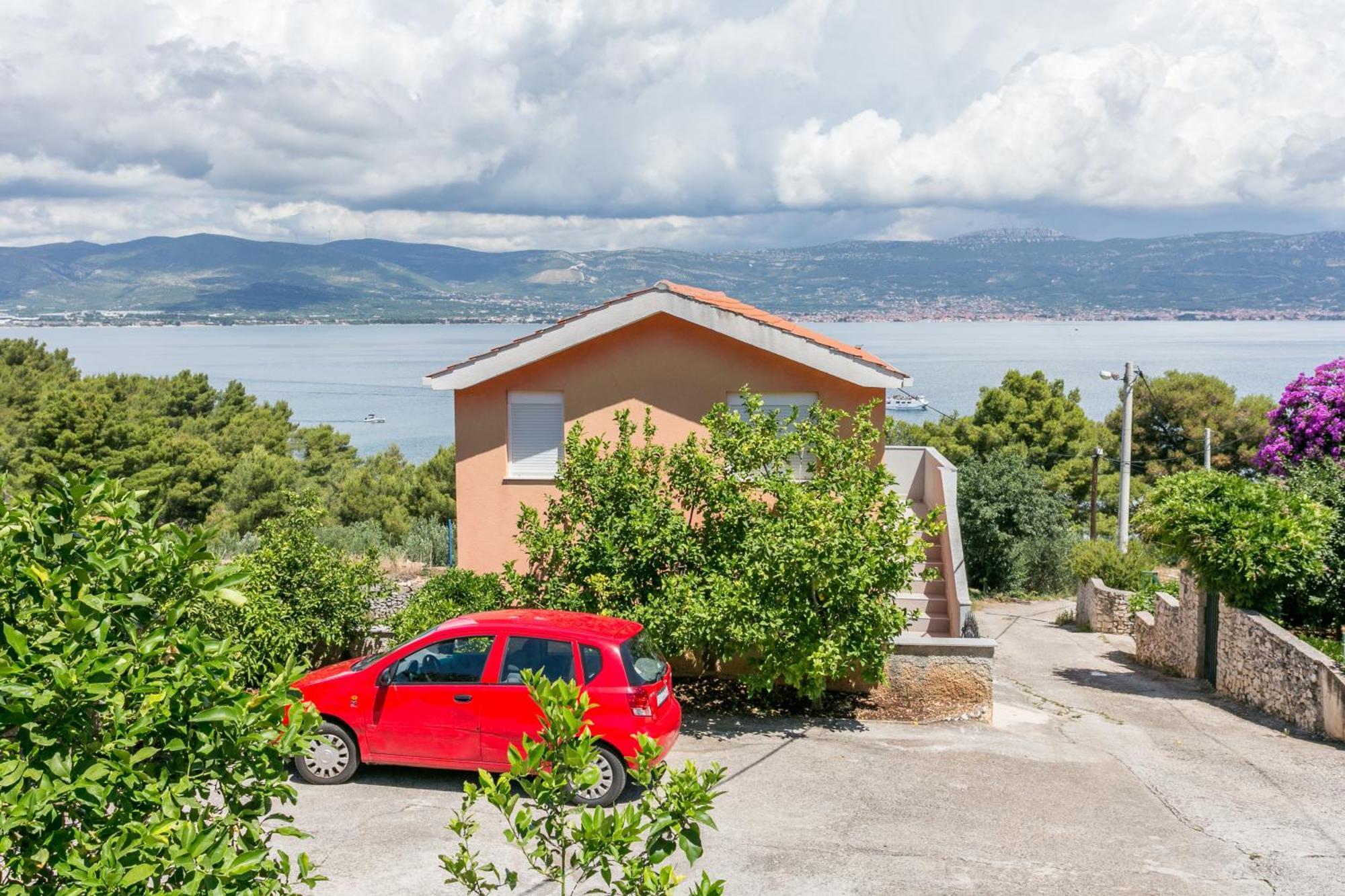 Apartments By The Sea Slatine, Ciovo - 11126 ภายนอก รูปภาพ
